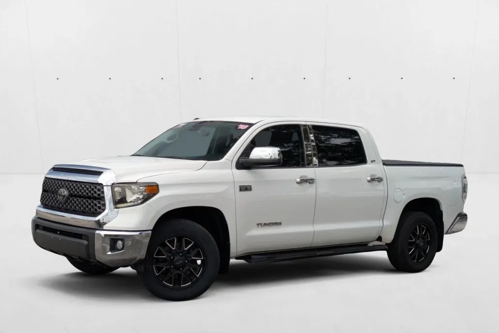 2018 Toyota Tundra SR5 photo 1