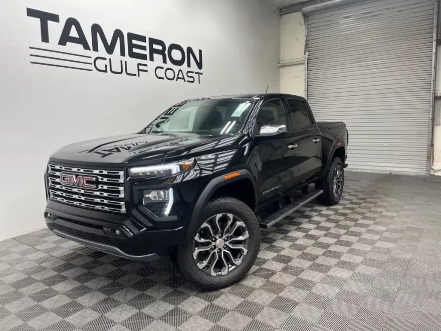 2026 Gmc Canyon Denali photo 1