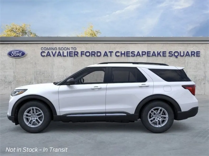 2025 Ford Explorer photo 1