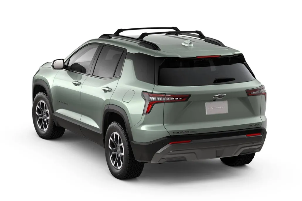 2026 Chevrolet Equinox ACTIV photo 1
