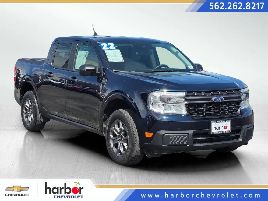 2022 Ford Maverick XLT photo 1