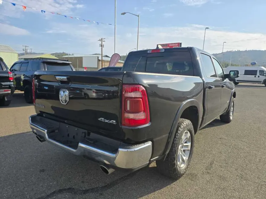 2022 Ram 1500 Laramie photo 1