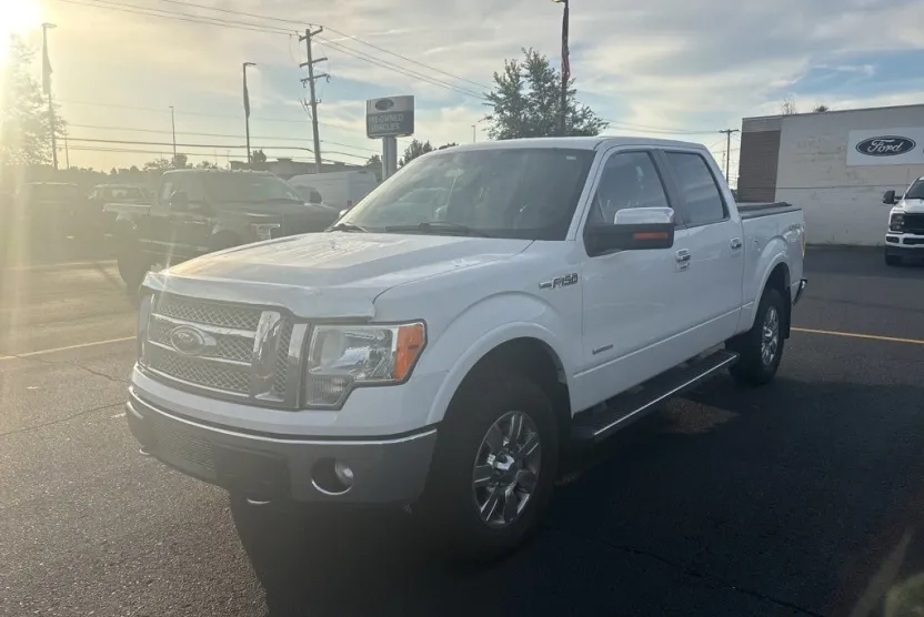 2012 Ford F-150 Lariat photo 1