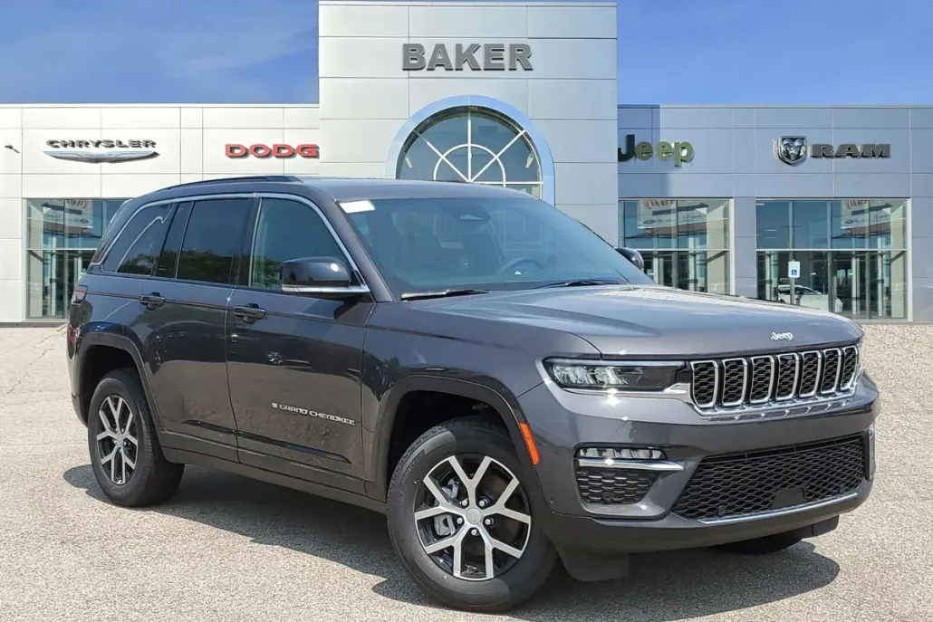 2024 Jeep Grand Cherokee Limited photo 1