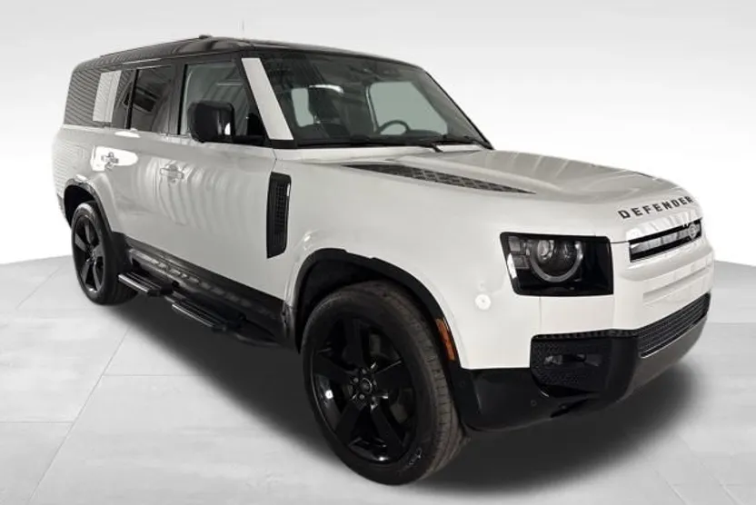 2025 Land Rover Defender 130 X-Dynamic SE photo 1