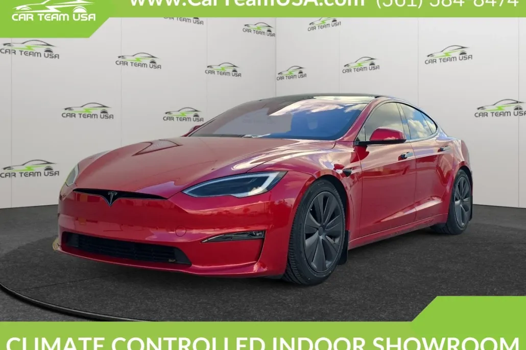 2021 Tesla Model S Plaid photo 1