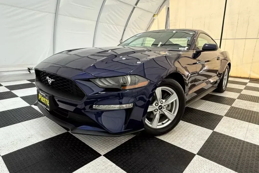 2020 Ford Mustang EcoBoost photo 1
