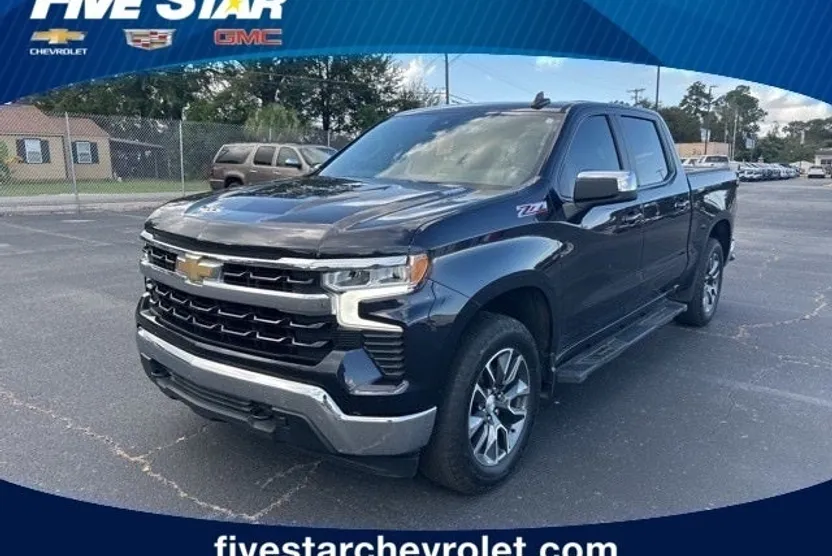 2023 Chevrolet Silverado 1500 LT photo 1