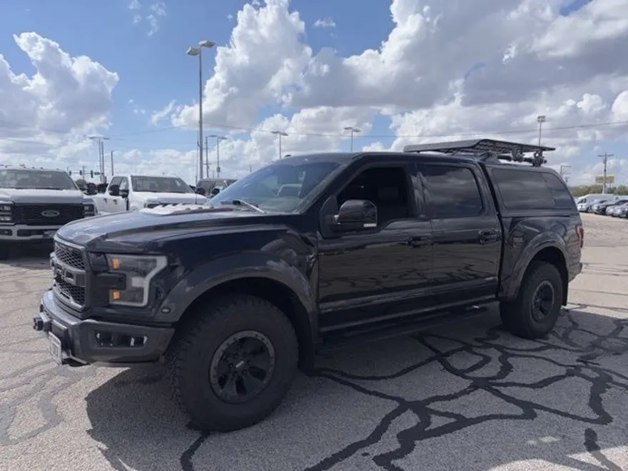 2018 Ford F-150 Raptor photo 1
