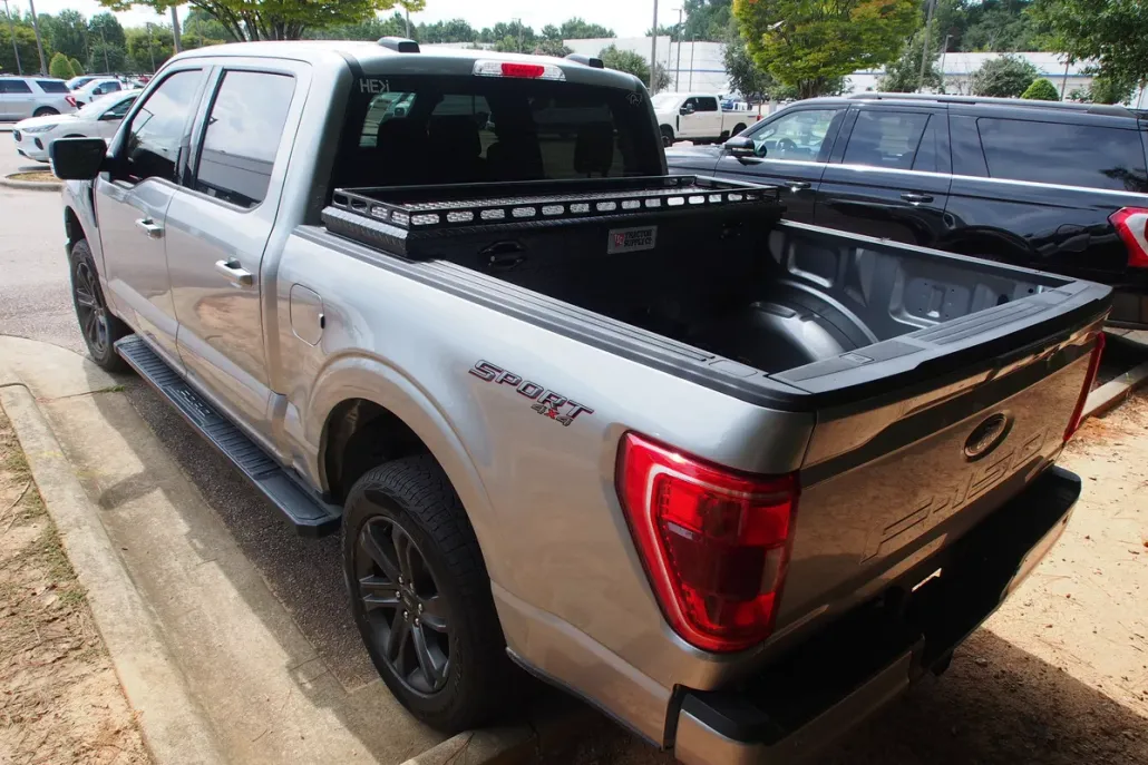 2023 Ford F-150 XLT photo 1