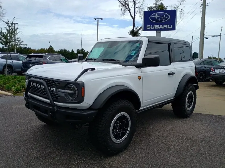 2023 Ford Bronco Badlands photo 1