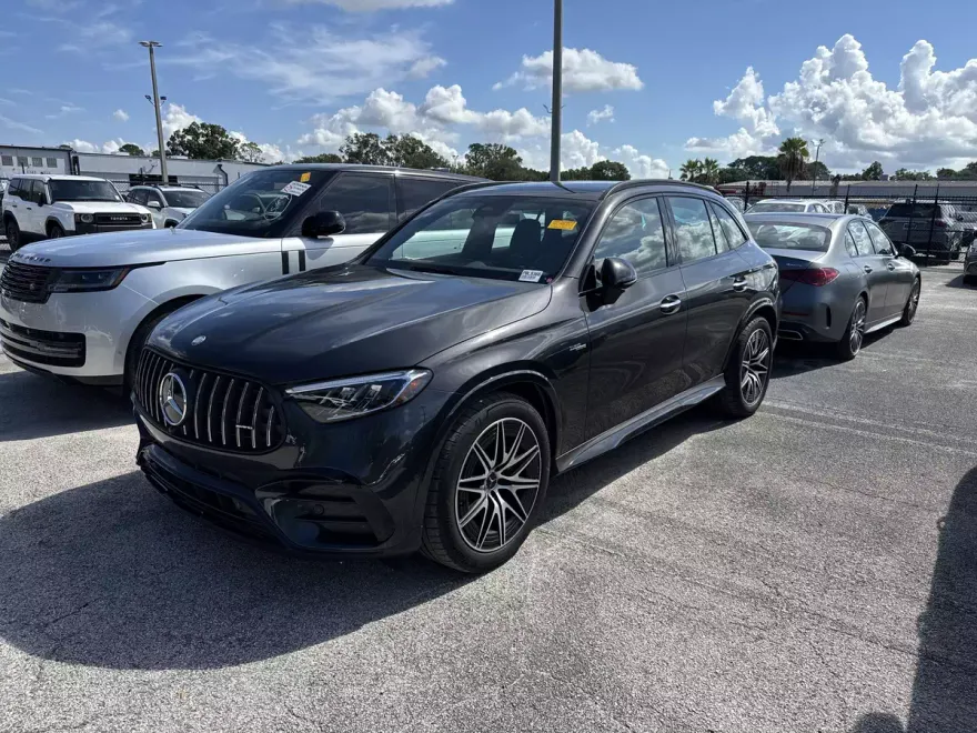 2025 Mercedes Benz GLC AMG 43 4MATIC photo 1