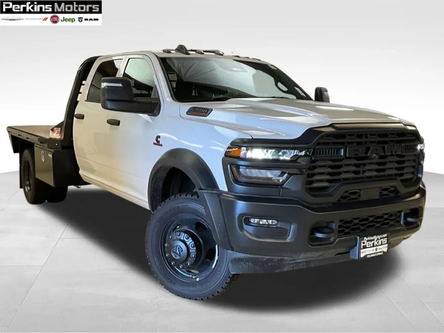 2025 Ram 5500 photo 1