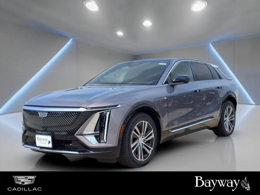 2025 Cadillac Lyriq Luxury photo 1