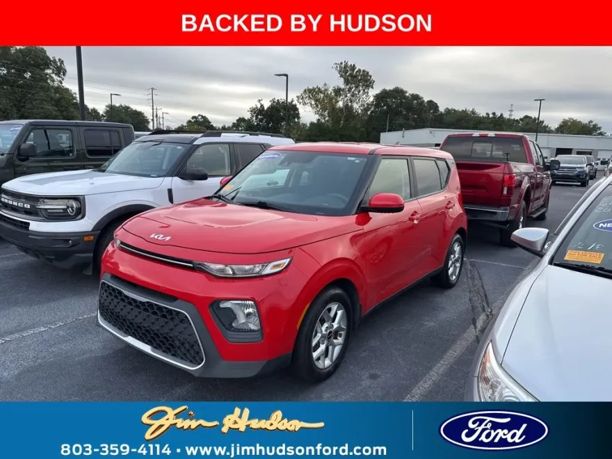 2022 Kia Soul S photo 1