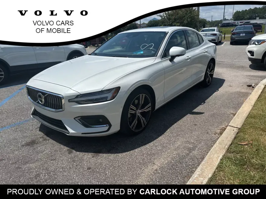 2022 Volvo S60 B5 Inscription photo 1