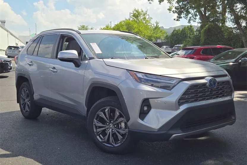 2024 Toyota RAV4 Hybrid Limited photo 1