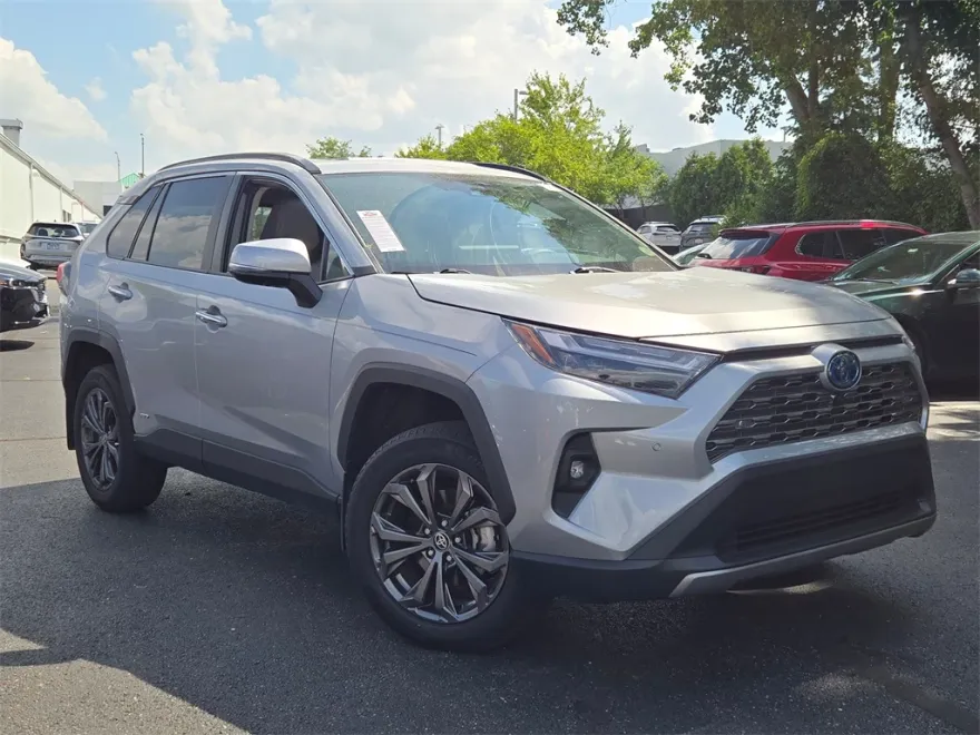 2024 Toyota RAV4 Hybrid Limited photo 1
