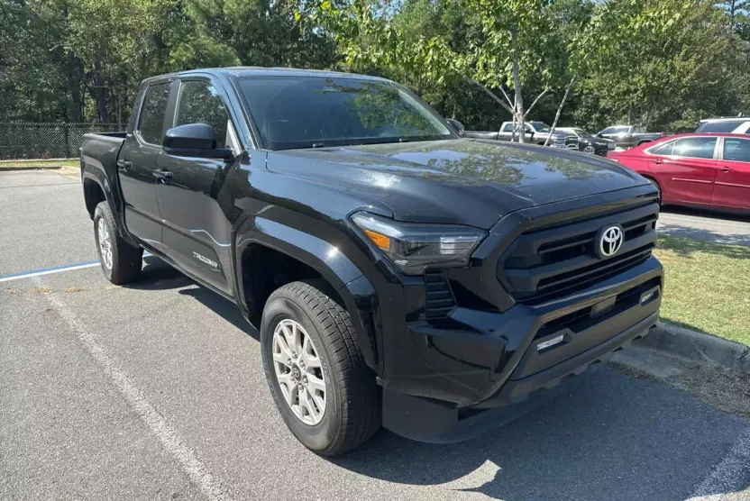 2024 Toyota Tacoma SR5 photo 1