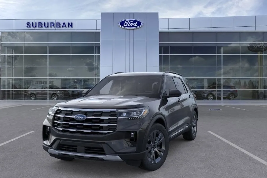 2025 Ford Explorer photo 1