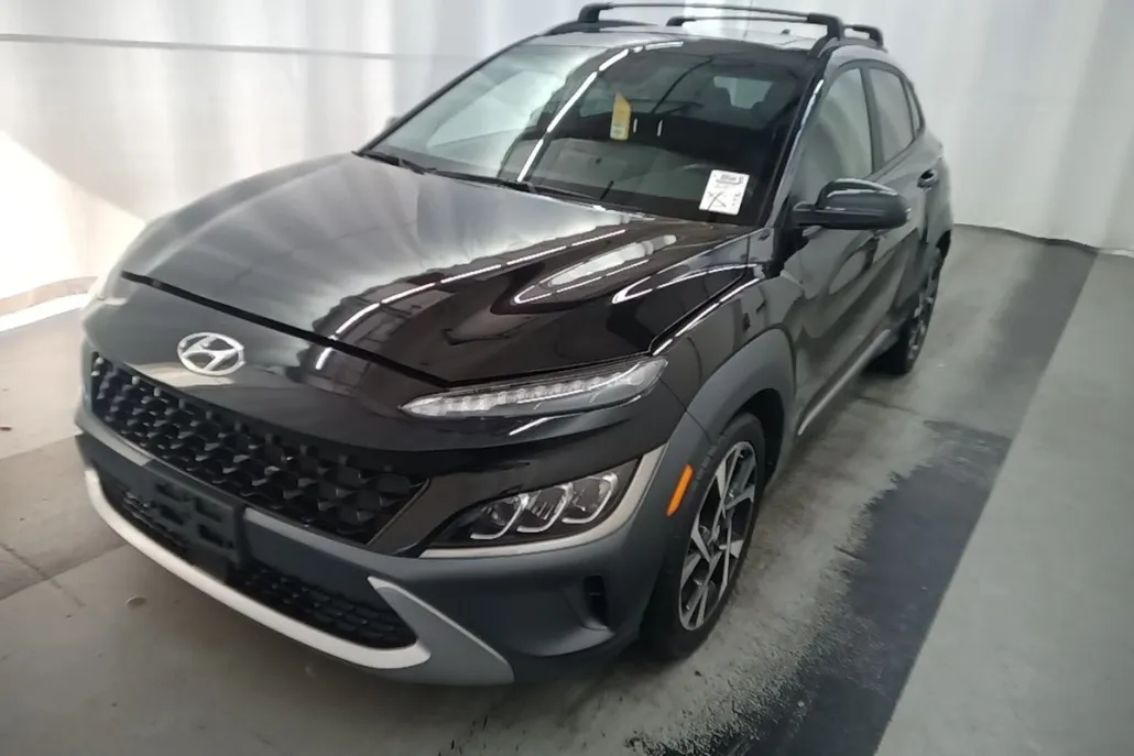 2022 Hyundai Kona Limited photo 1