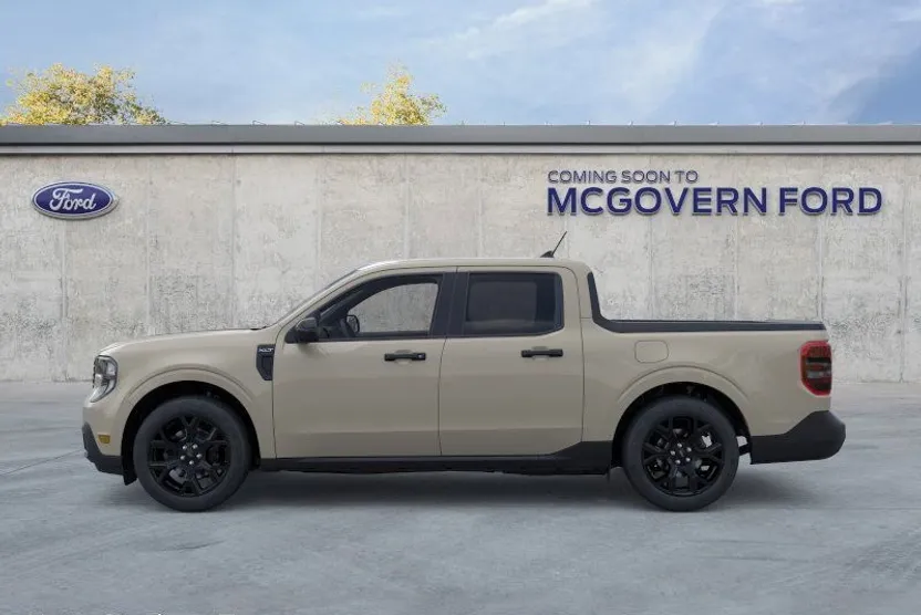 2025 Ford Maverick XLT photo 1