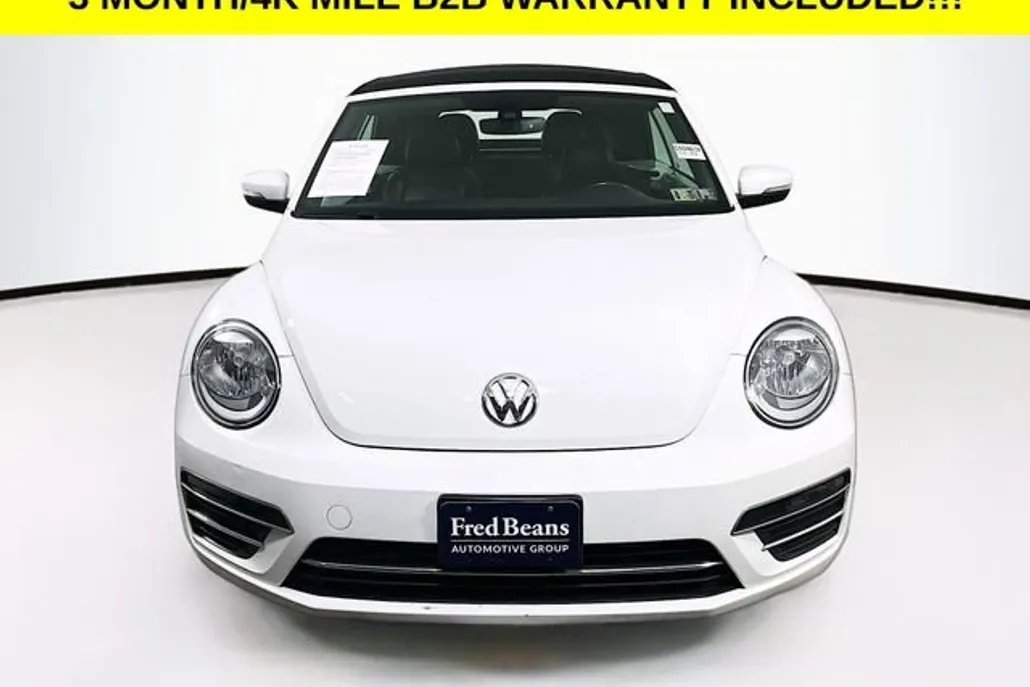 2017 Volkswagen Beetle 1.8T S photo 1