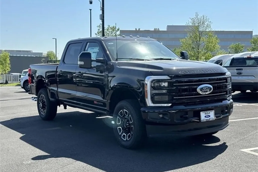 2025 Ford F-250 photo 1
