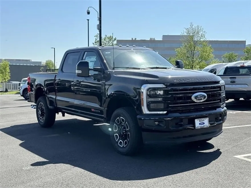 2025 Ford F-250 photo 1