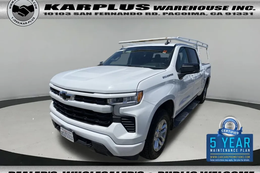 2023 Chevrolet Silverado RST photo 1