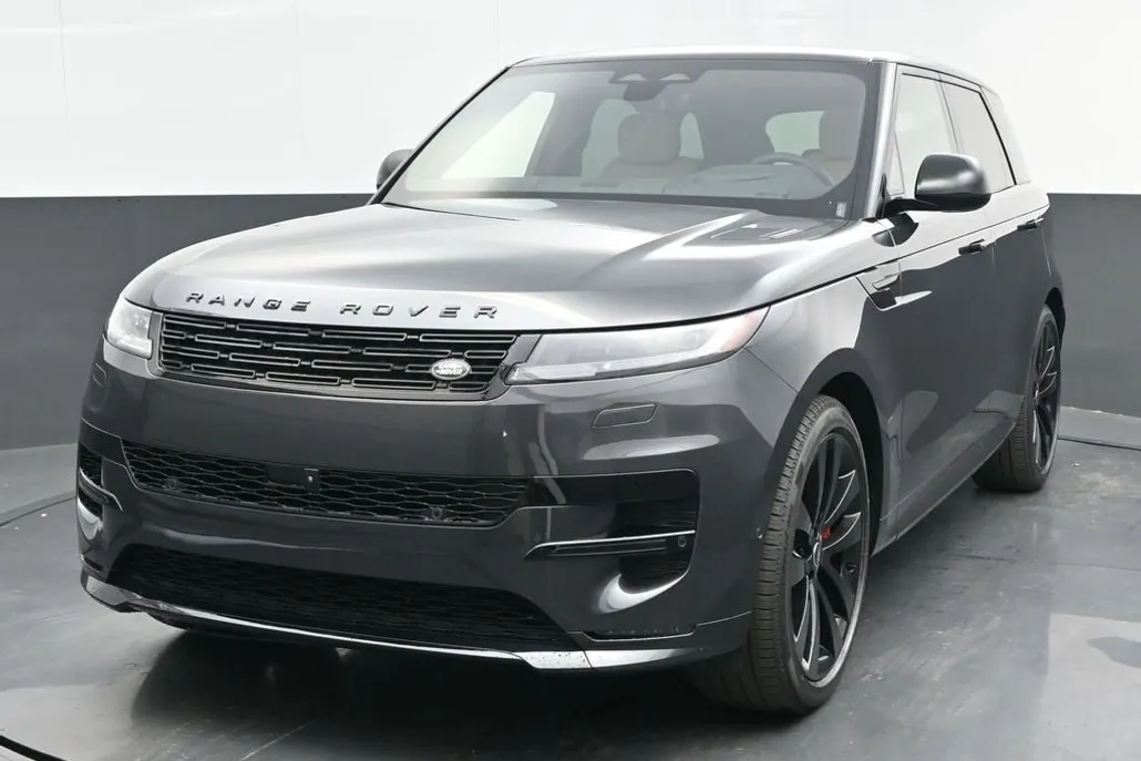 2025 Land Rover Range Rover Sport SE photo 1
