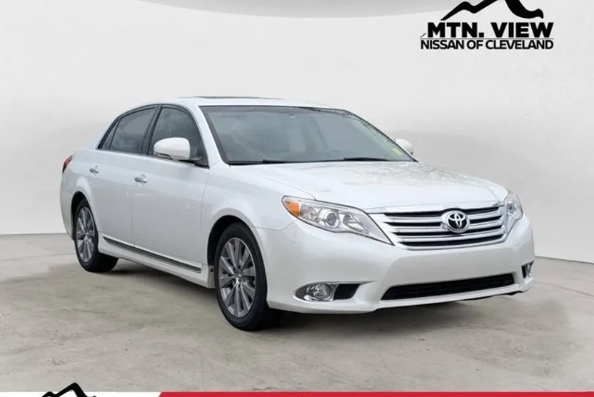 2012 Toyota Avalon Base photo 1