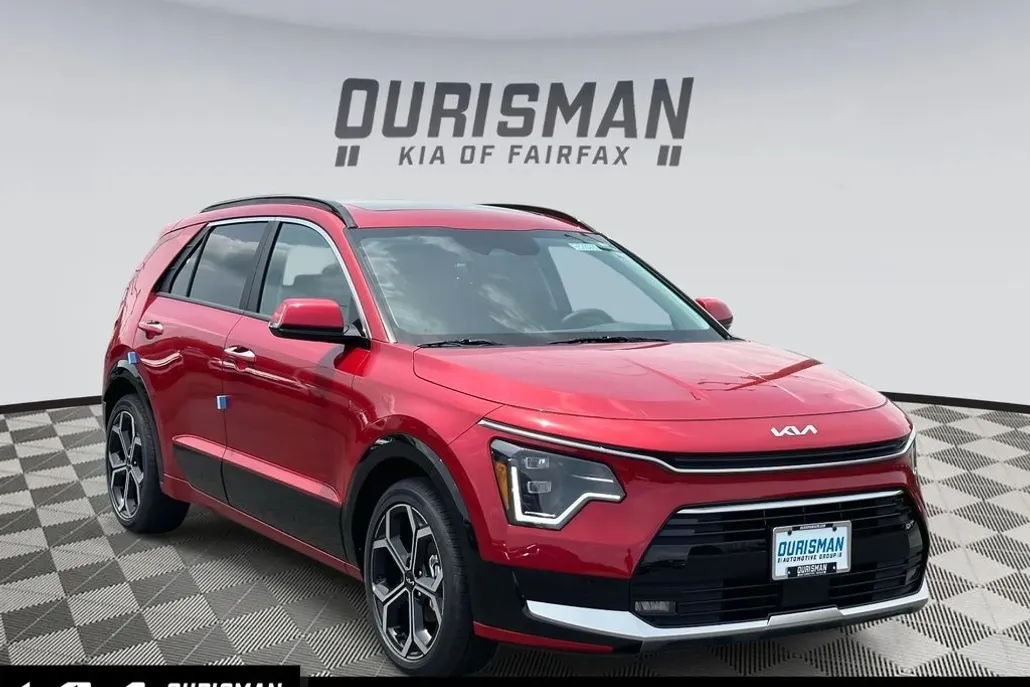 2025 Kia Niro SX Touring photo 1