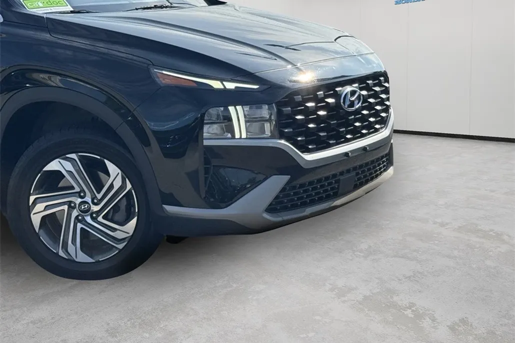 2023 Hyundai Santa Fe SE photo 1