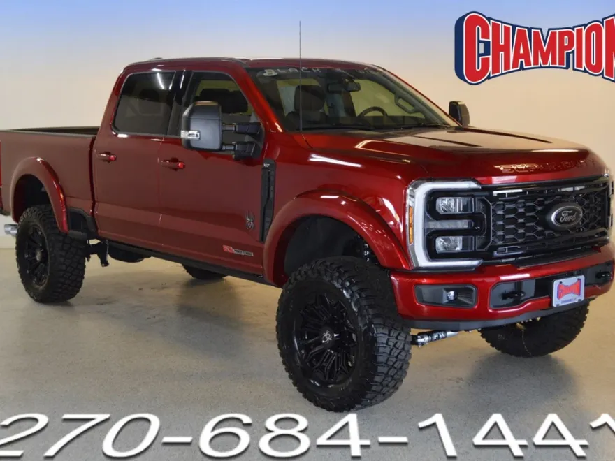 2025 Ford F-250 photo 1
