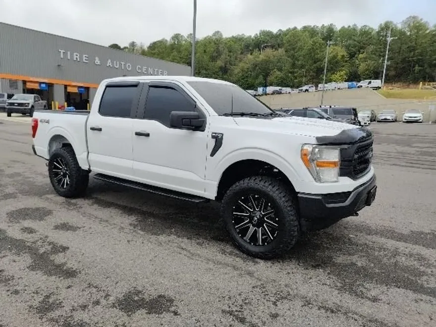 2022 Ford F-150 XL photo 1