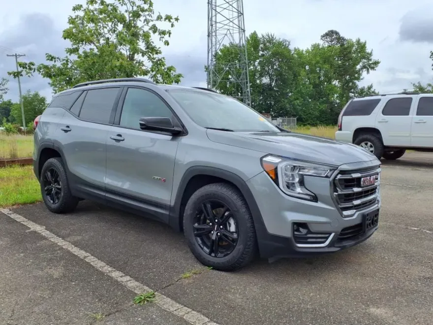 2023 Gmc Terrain AT4 photo 1