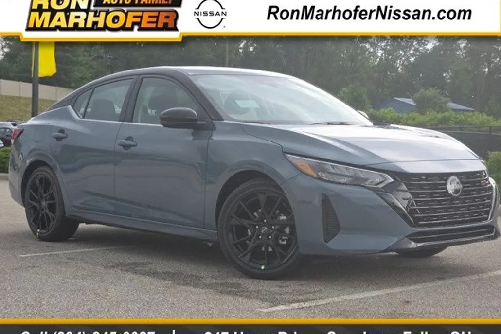 2025 Nissan Sentra SR photo 1