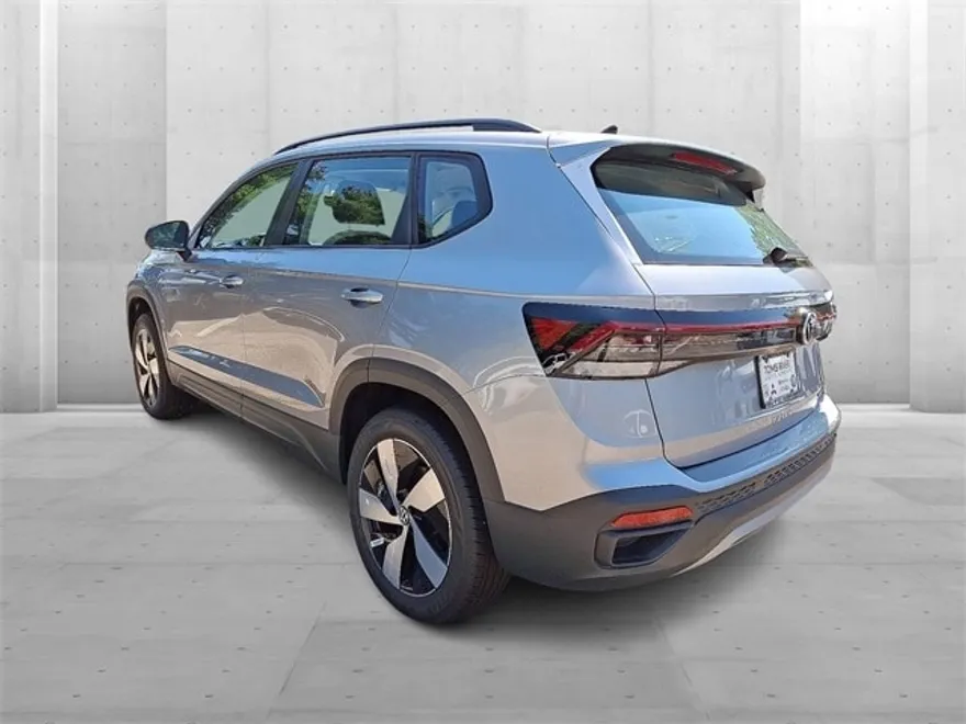 2025 Volkswagen Taos S photo 1