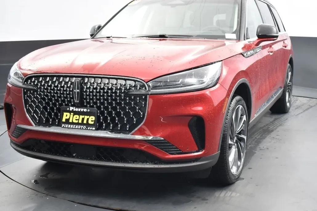 2025 Lincoln Aviator Reserve photo 1