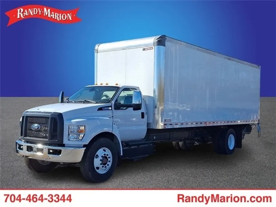 2023 Ford F-650 photo 1