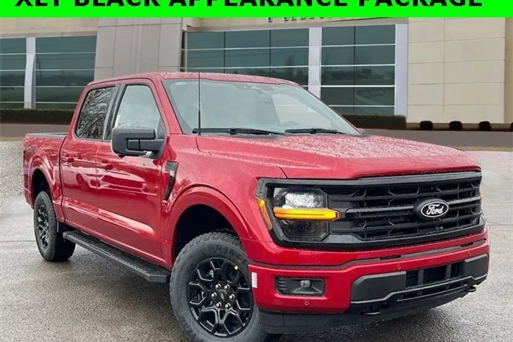 2025 Ford F-150 XLT photo 1