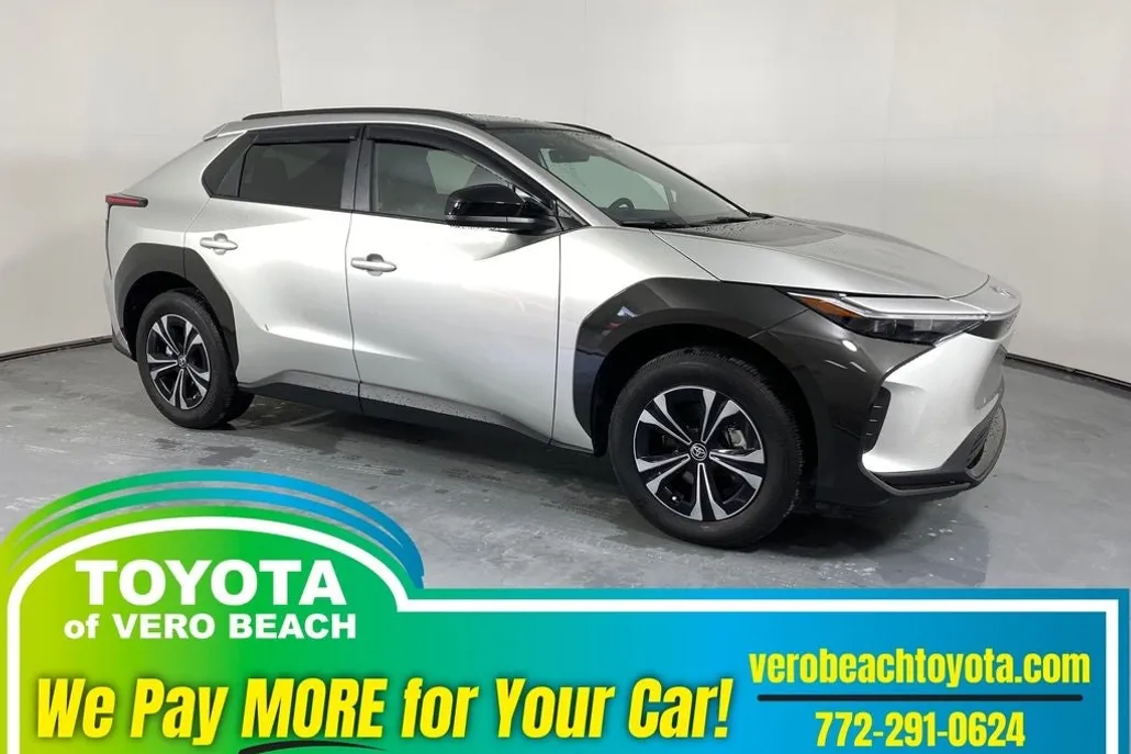 2024 Toyota bZ4X XLE photo 1