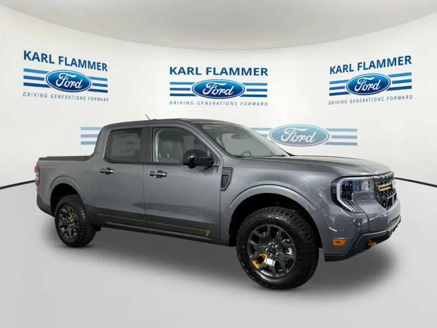 2025 Ford Maverick Tremor photo 1