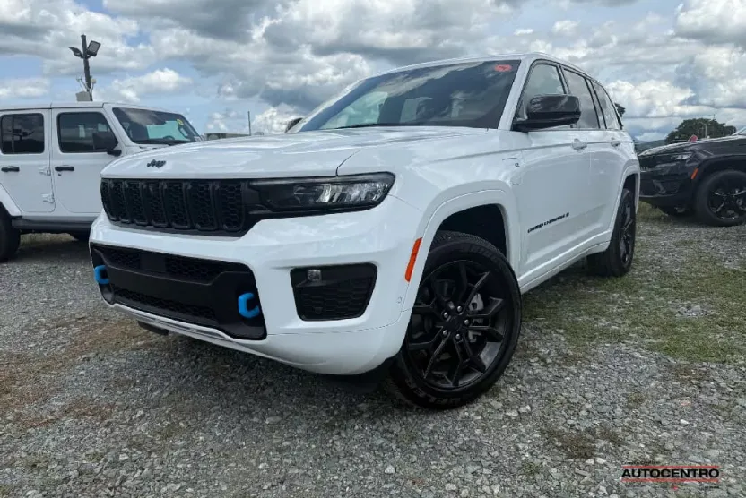 2024 Jeep Cherokee Limited 4xe photo 1
