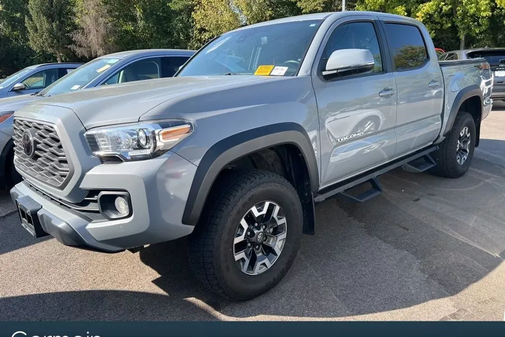 2021 Toyota Tacoma TRD Off-Road V6 photo 1