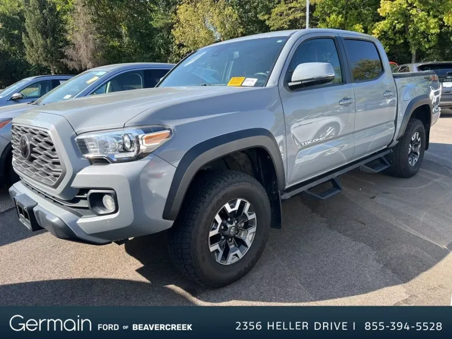 2021 Toyota Tacoma TRD Off-Road V6 photo 1