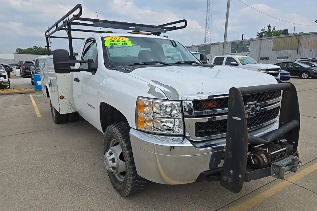 2011 Chevrolet Silverado 3500HD photo 1
