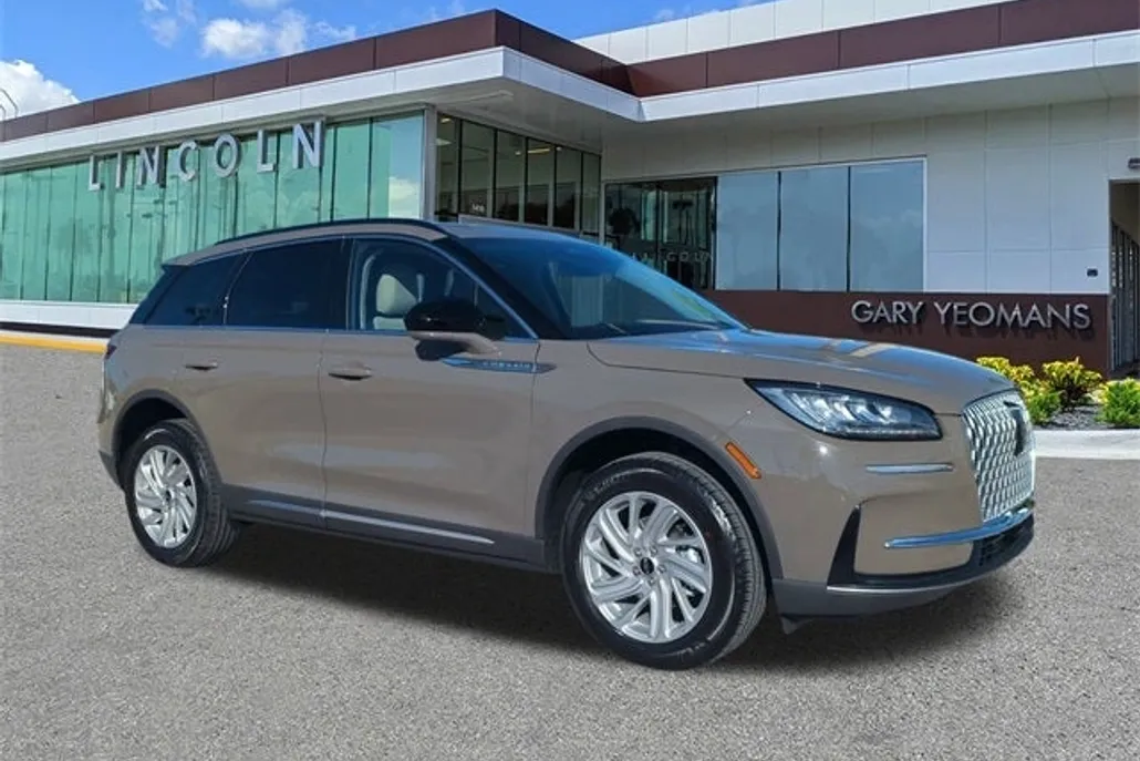 2026 Lincoln Corsair Premiere photo 1