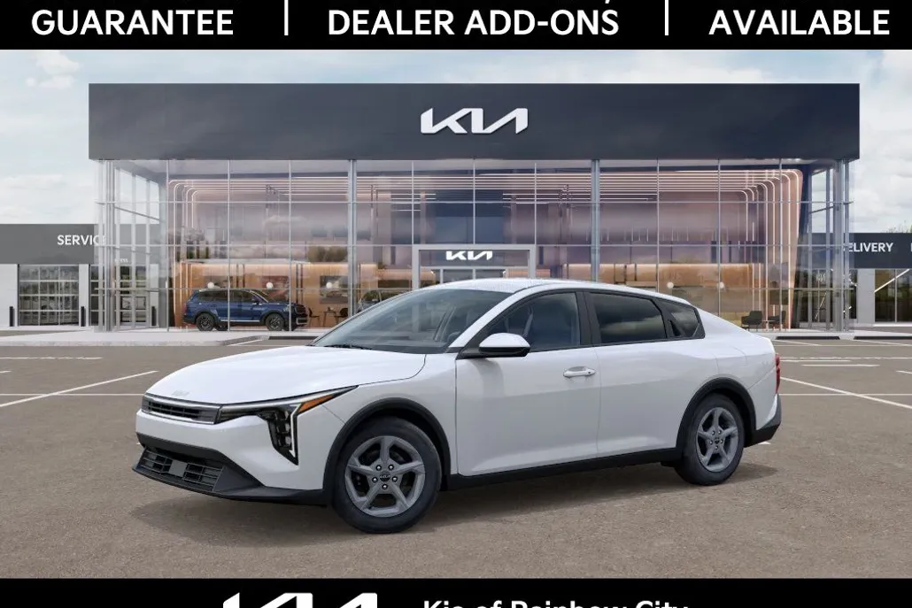 2025 Kia K4 LXS photo 1